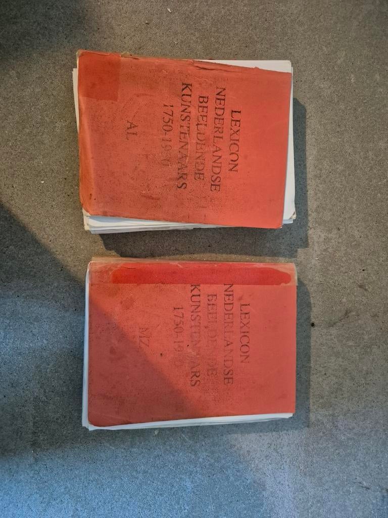 Lexicon Nederlandse Beeldende Kunstenaars 1750-1950, Ophalen of Verzenden, Gelezen