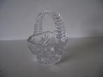 Mooi mandje met hengsel van geslepen glas.Hoogte 10cm, Ophalen of Verzenden, Zo goed als nieuw