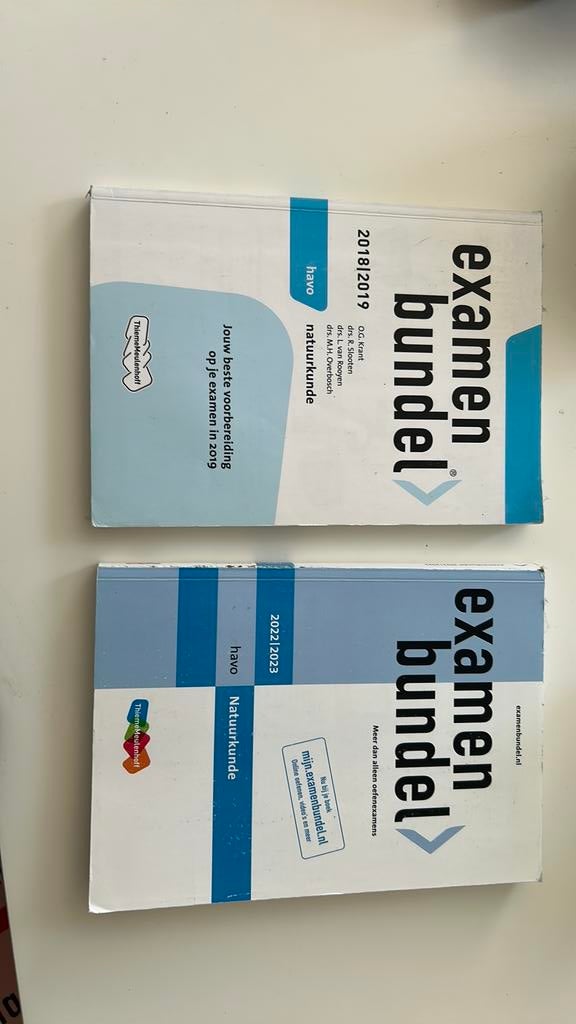 Examenbundels natuurkunde Havo, Boeken, Schoolboeken, Ophalen of Verzenden, Zo goed als nieuw, HAVO, Natuurkunde