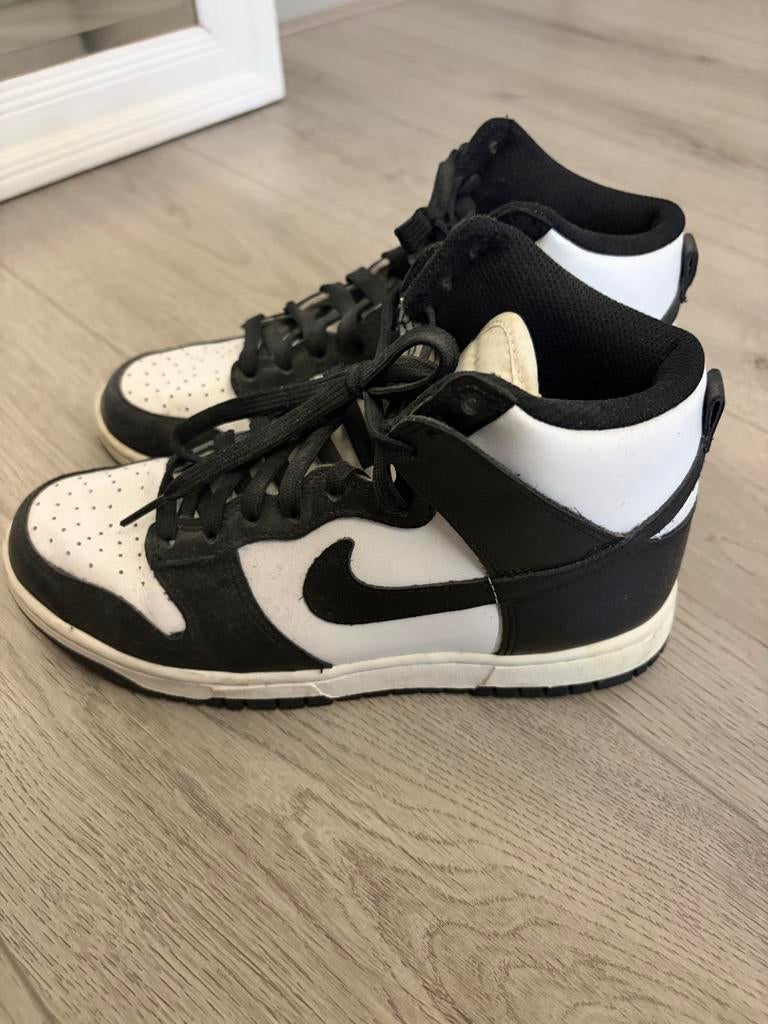 Nike Dunk High Panda - Maat 38, Kleding | Dames, Schoenen, Zwart, Ophalen of Verzenden, Sneakers of Gympen, Zo goed als nieuw