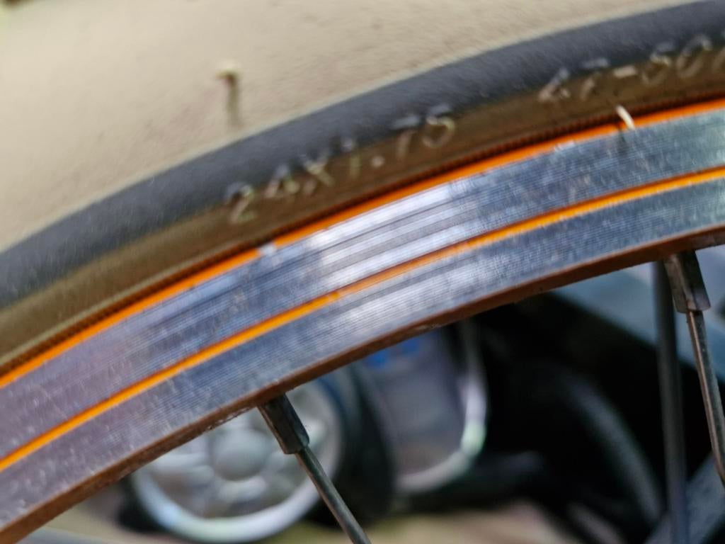 Meisjes fiets 24 inc, Minder dan 47 cm, Ophalen, Zo goed als nieuw, Staal