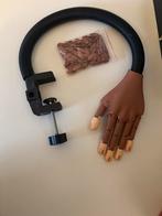 Oefenhand met nagels, Ophalen, Zo goed als nieuw, Persoonlijke verzorging