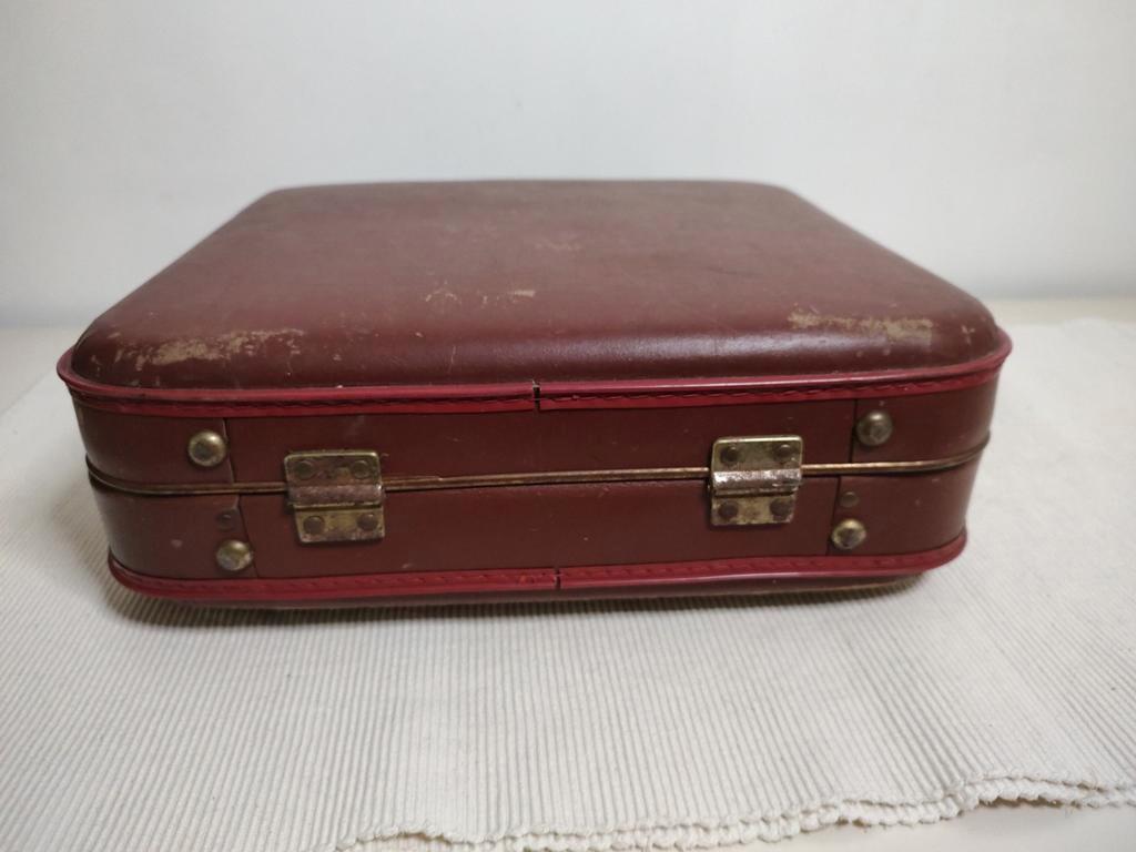 K461 VINTAGE stewardess  koffer donkerrood, Overige materialen, Gebruikt, -, -