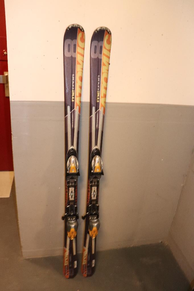 Atomic herenski's, Sport en Fitness, Ophalen, 160 tot 180 cm, Gebruikt, Carve