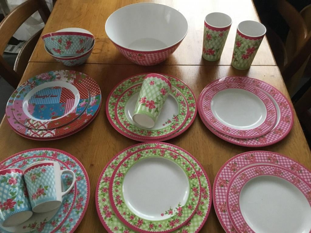 Kleurig Camping Servies - 21 delig, Ophalen of Verzenden, Gebruikt