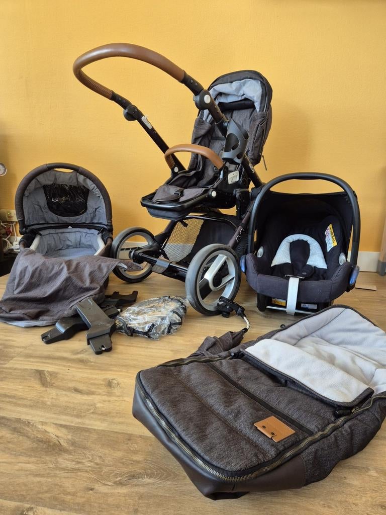 Mutsy Evo met Maxi-Cosi en reiswieg, Kinderen en Baby's, Kinderwagens en Combinaties, Ophalen, Gebruikt, Mutsy