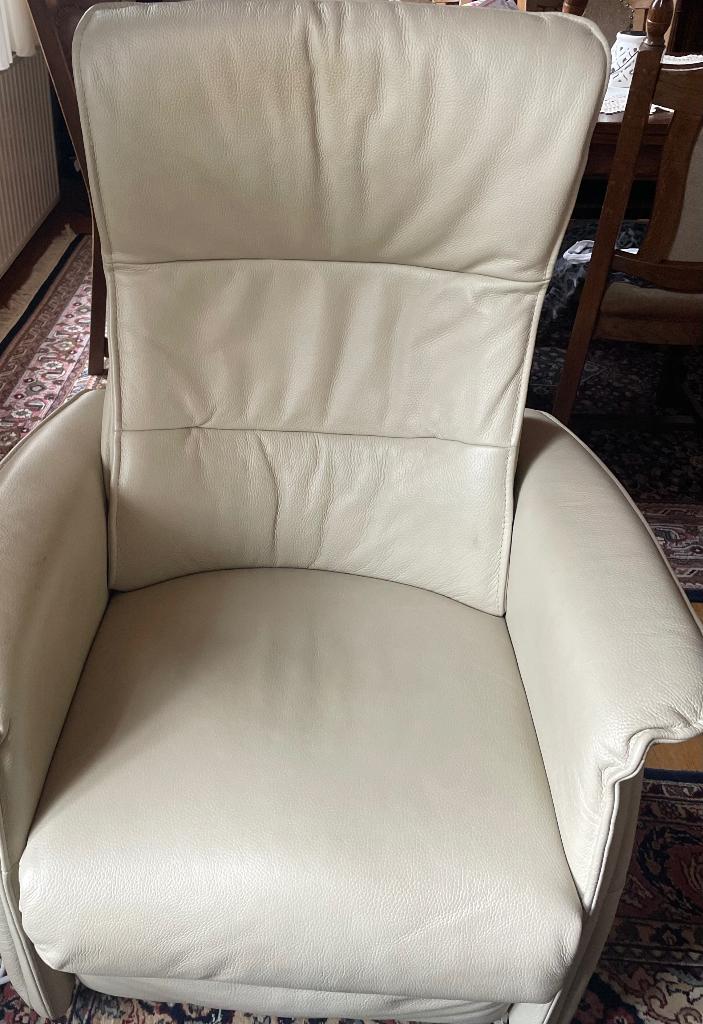 Relaxfauteuil / Sta-op Stoel, Huis en Inrichting, Fauteuils, Ophalen, Gebruikt, 50 tot 75 cm, Leer