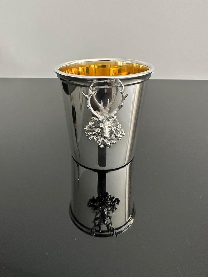 Zilveren Jachtbeker met Vergulde Binnenzijde en Hertmotief, Antiek en Kunst, Antiek | Goud en Zilver, Zilver, Ophalen of Verzenden