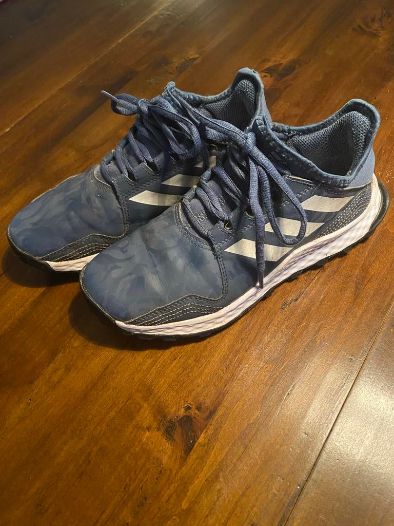 Adidas Youngstars hockeyschoenen maat 36 2/3, Sport en Fitness, Hockey, Ophalen of Verzenden, Gebruikt, Schoenen
