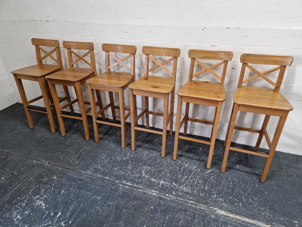 6 grenen houten barkrukken, Ophalen, Met voetsteun, 60 tot 90 cm, /