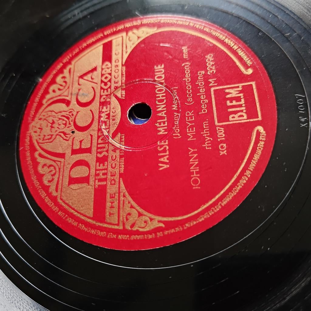 Johnny Meyer 78 toeren plaat - Valse Mélancholique, Ophalen of Verzenden, 10 inch