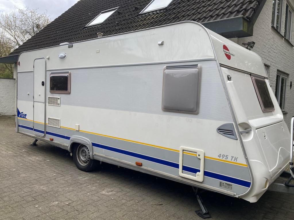 Burstner 495TK 2003 dwars stapelbed, frans bed, mover, Schokbreker, Treinzit, Particulier, Dwars-stapelbed