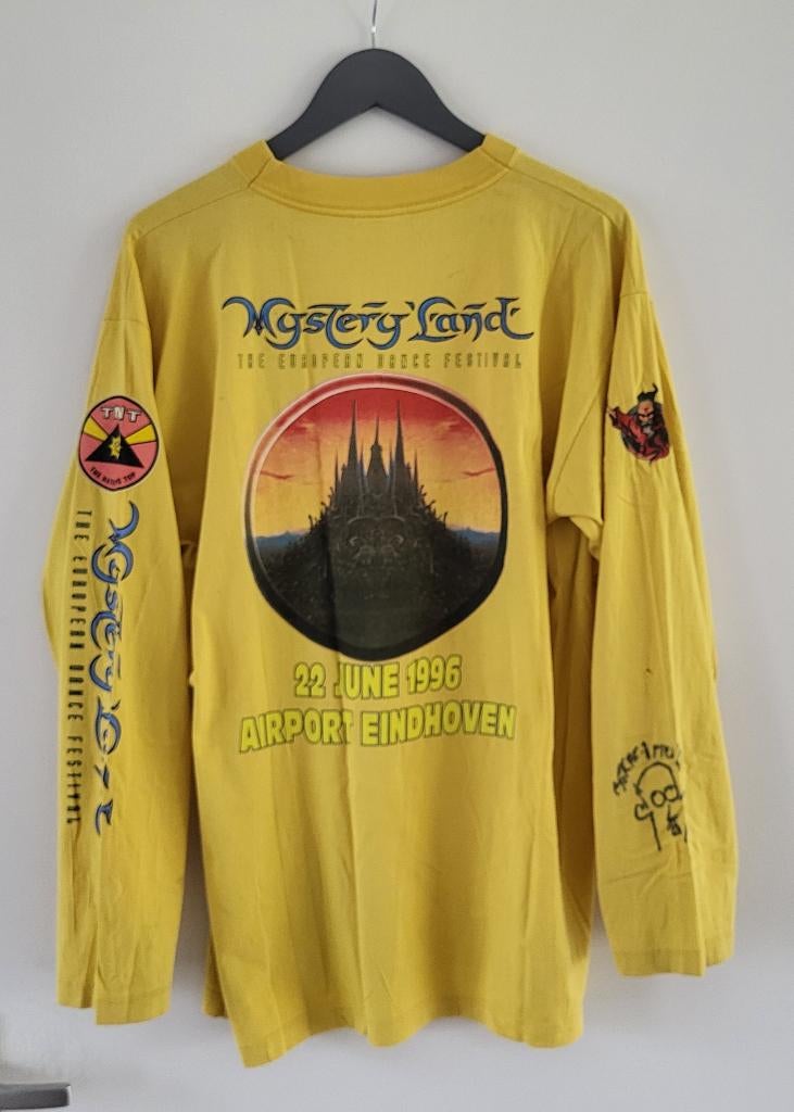 Mystery Land 1996 ( 3 Steps Ahead / Thunderdome ), Ophalen of Verzenden, Gedragen, Maat 56/58 (XL), Geel