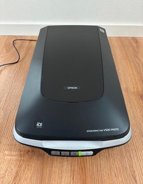 Scanner Epson Perfection V500 PHOTO, Computers en Software, Scanners, Gebruikt, Flatbedscanner, MacOS, Windows, Linux, Ophalen of Verzenden