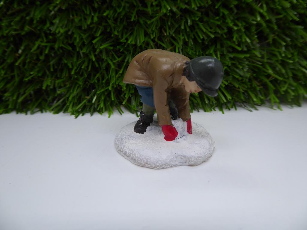 Kerstdorp Item  -  51 - ik ruim op, Diversen, Kerst, Ophalen of Verzenden, Zo goed als nieuw