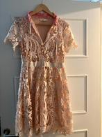 Maje Jurkje Maat 3 - Prachtige Kanten Jurk, Beige, Zo goed als nieuw, Boven de knie, Ophalen