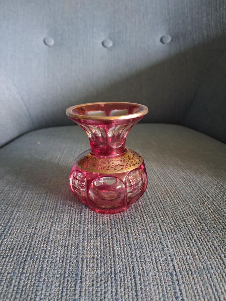 Klein antiek art nouveau robijn/kristal vaasje, Ophalen of Verzenden