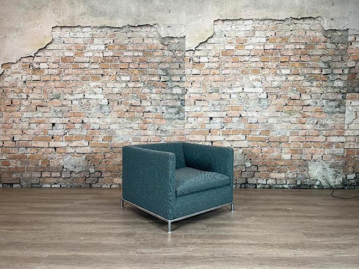 B&B Italia George fauteuil grijs bij TheReSales, Huis en Inrichting, Fauteuils, Zo goed als nieuw, Metaal, Stof, 50 tot 75 cm