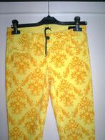 NIEUW __ gele reversible BLEULAB broek mt. 28 waarde 250,00, Overige kleuren, Nieuw, Ophalen of Verzenden, Bleulab