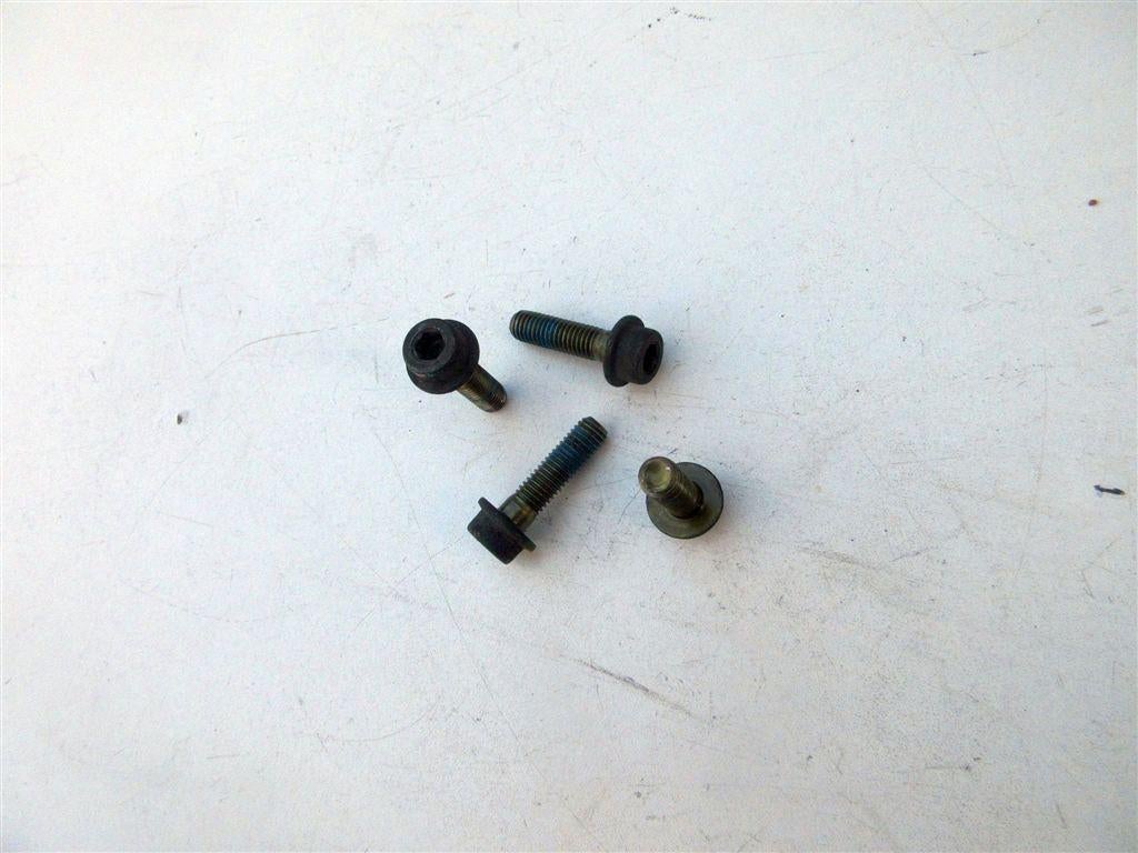 Suzuki GSX600F remschijf bouten achter GSX remschijfbouten, Ophalen of Verzenden, Gebruikt