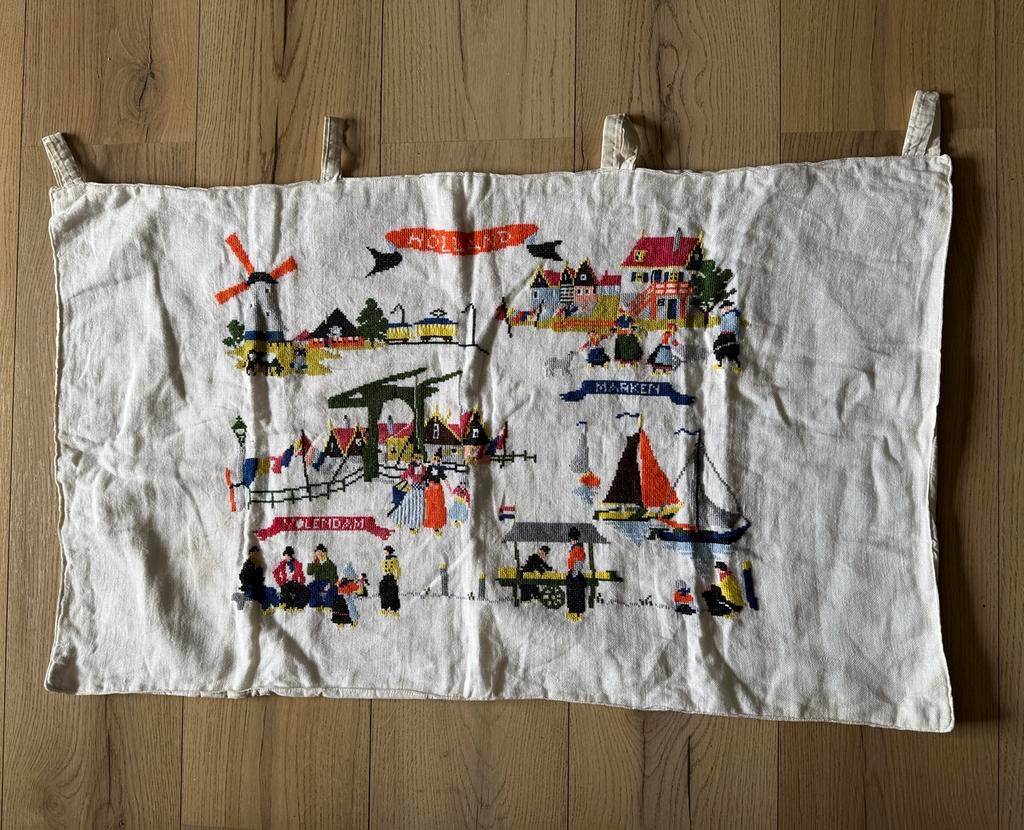 Borduurwerk/ wandkleed Nederland Volendam/Marken, Antiek en Kunst, Ophalen of Verzenden