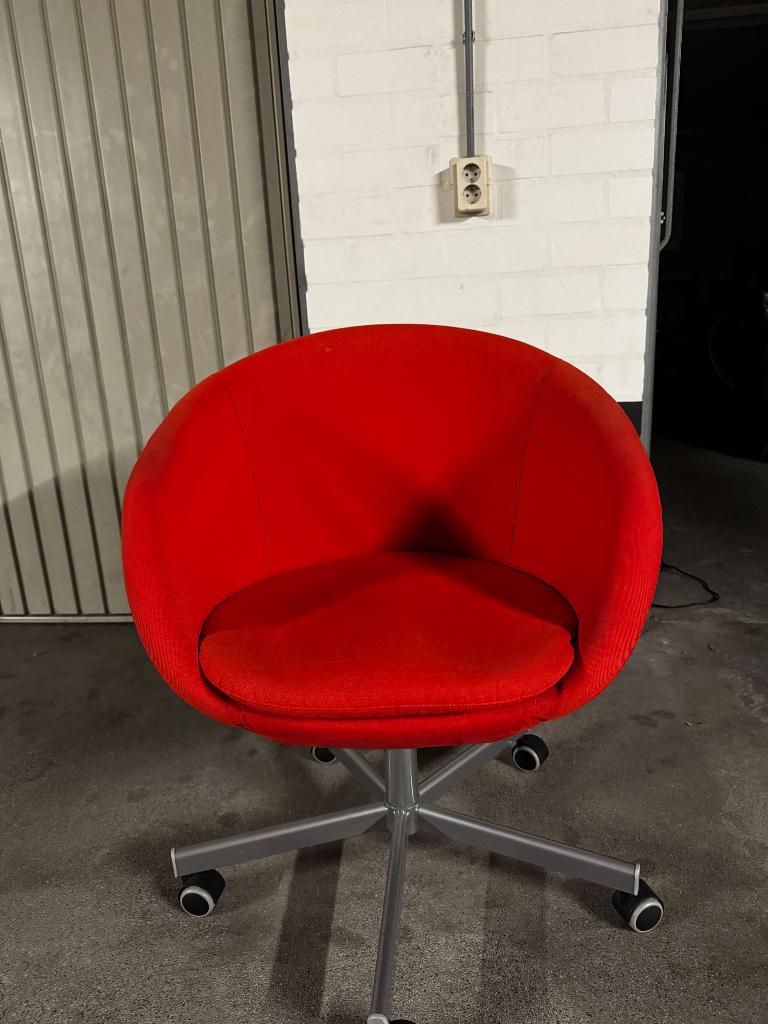 IKEA SKRUVSTA Bureaustoel, Huis en Inrichting, Bureaustoelen, Ophalen, Gebruikt, Oranje, Bureaustoel