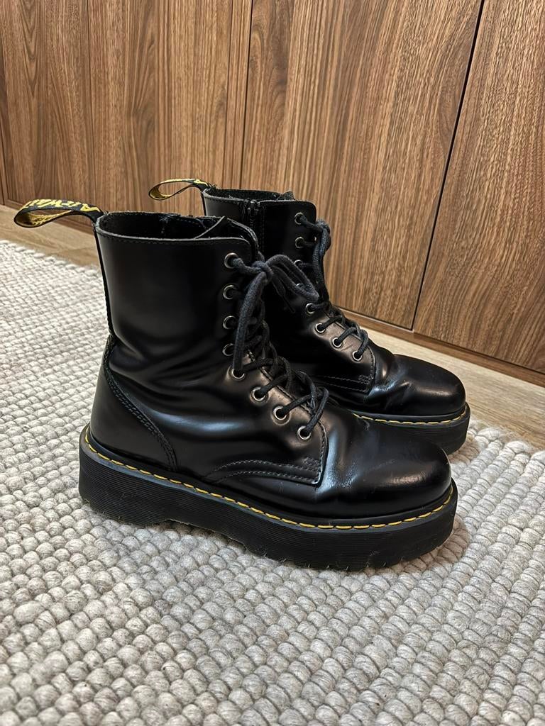 Dr. Martens Jadon maat 40, Kinderen en Baby's, Ophalen of Verzenden, Zo goed als nieuw, Meisje, Schoenen