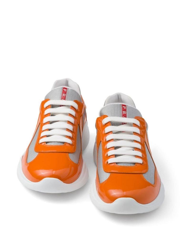 Prada sneakers oranje met grijs, Kleding | Heren, Schoenen, Ophalen of Verzenden, Gedragen, Overige kleuren, Sneakers of Gympen