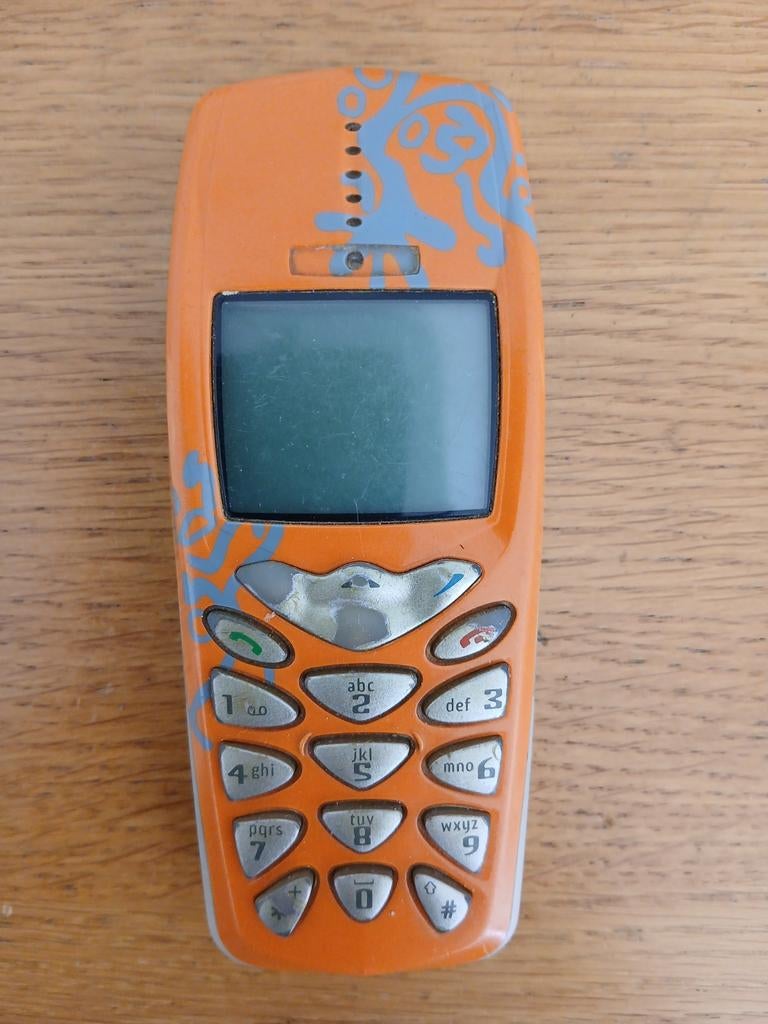 Nokia oud model voor onderdelen, Telecommunicatie, Mobiele telefoons | Nokia, Ophalen of Verzenden, Niet werkend, Overige kleuren