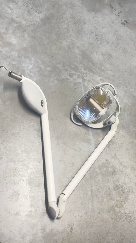 Tandarts/Tandtechniek Lamp, Doe-het-zelf en Verbouw, Ophalen, Zo goed als nieuw, Koper of Messing, Klink of Kruk