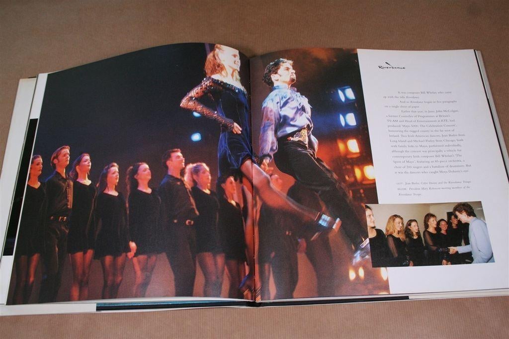 Riverdance — Van Eurovisie naar Wereldfenomeen, Ophalen of Verzenden, Zo goed als nieuw