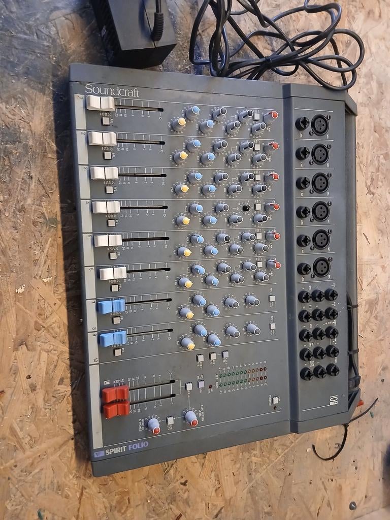 Spirit folio mengpaneel met voeding 10 kanaals, Ophalen