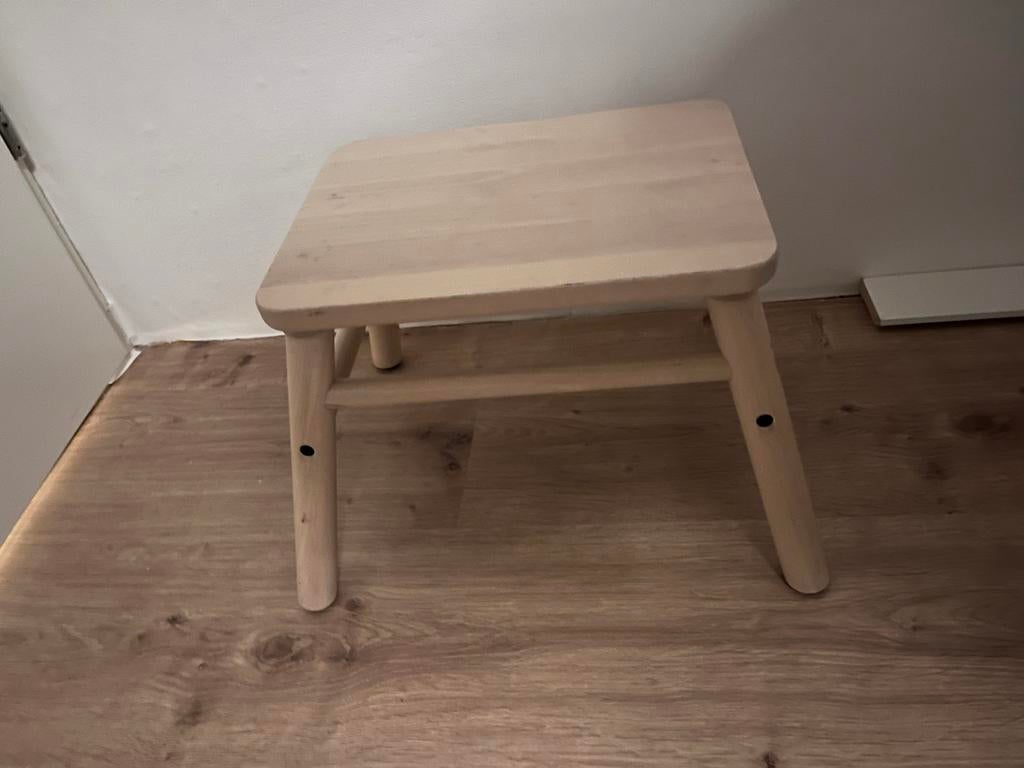 Ikea vilto badkamer krukje, badkamerkrukje, Huis en Inrichting, Badkamer | Badkamermeubels, Minder dan 50 cm, Overige typen, Ophalen of Verzenden