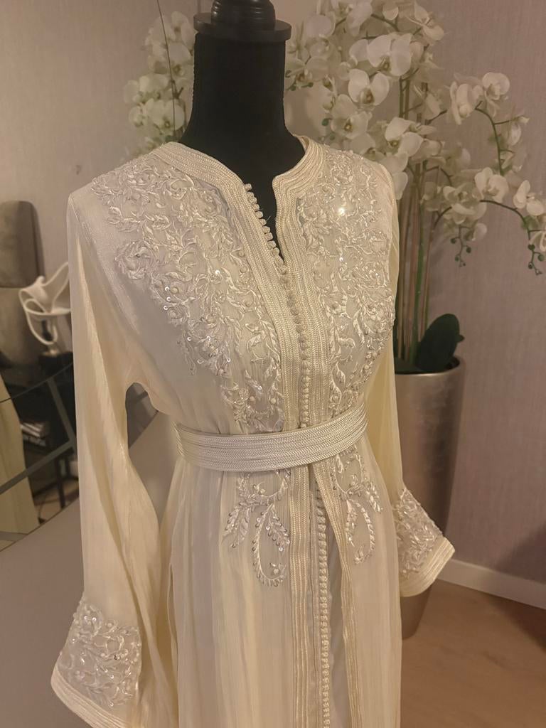 Nieuwe takshita in butter yellow premium Organza, Geel, Nieuw, Ophalen of Verzenden, Maat 36 (S)