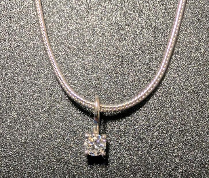 Zilveren Hanger met Lab Grown Diamant & Gratis Ketting, Sieraden, Tassen en Uiterlijk, Kettinghangers, Nieuw, Zilver, Zilver, Ophalen of Verzenden