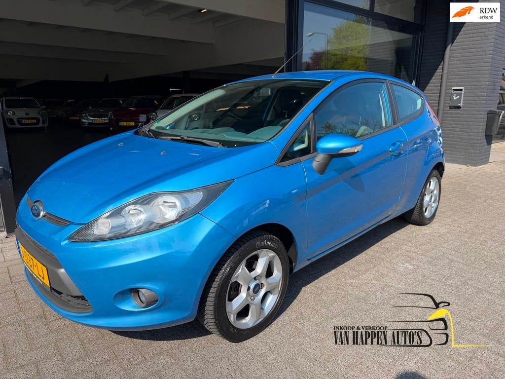 Ford Fiesta 1.25 Trend / 69517 KM, Auto's, Ford, Voorwielaandrijving, Euro 5, 4 cilinders, Metallic lak