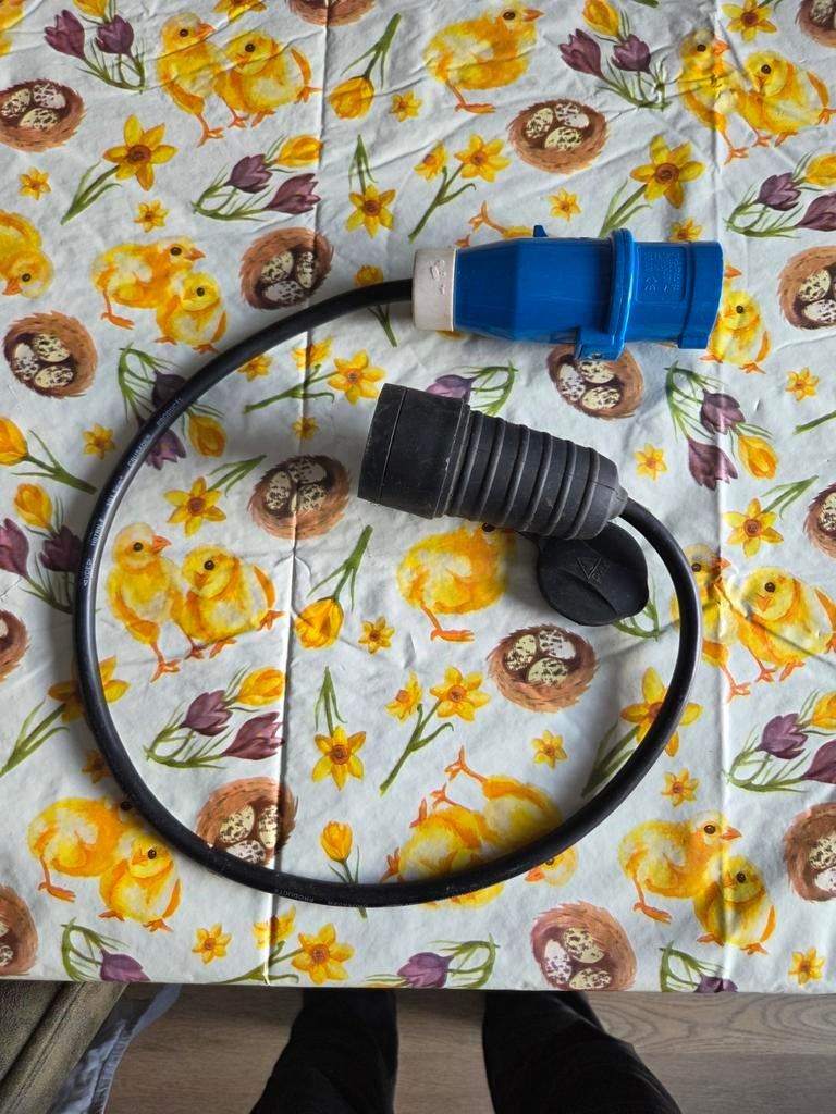 Camping stekker, caravan, eurostekker., Ophalen, Zo goed als nieuw