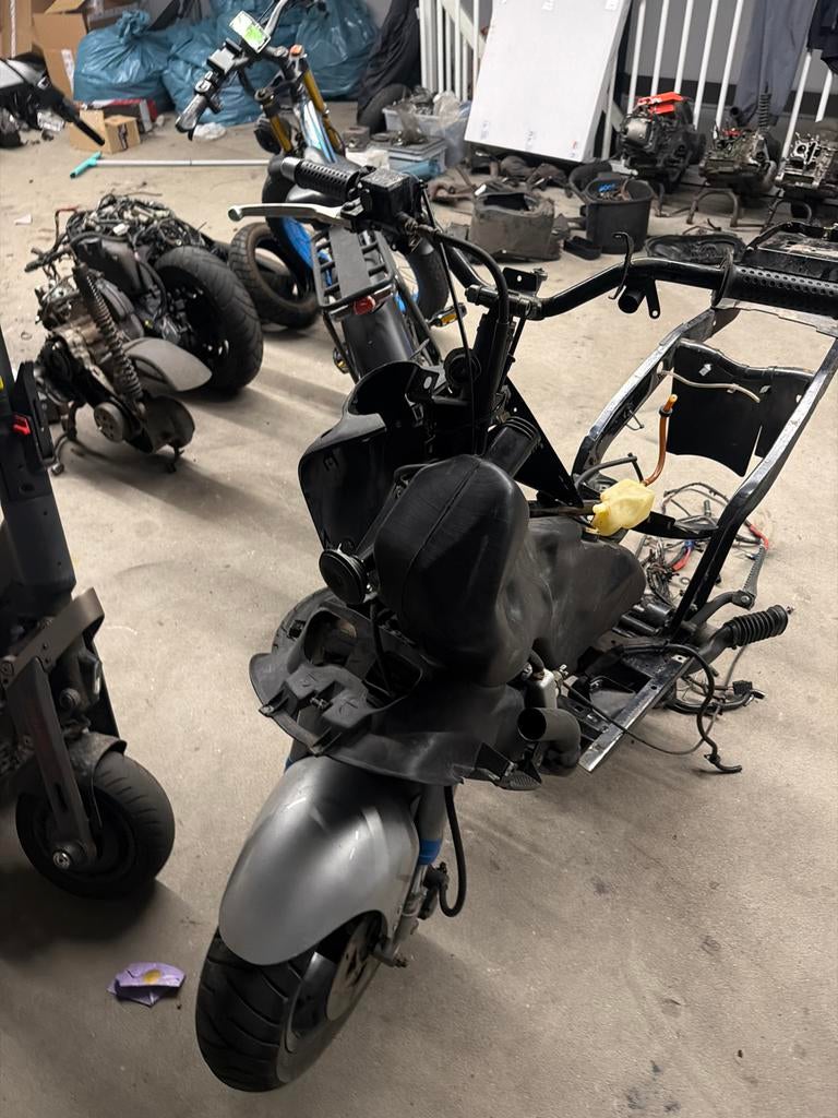 Runner a1 frame met swingarm 4t, Ophalen of Verzenden, Gebruikt, Frame, Overige merken