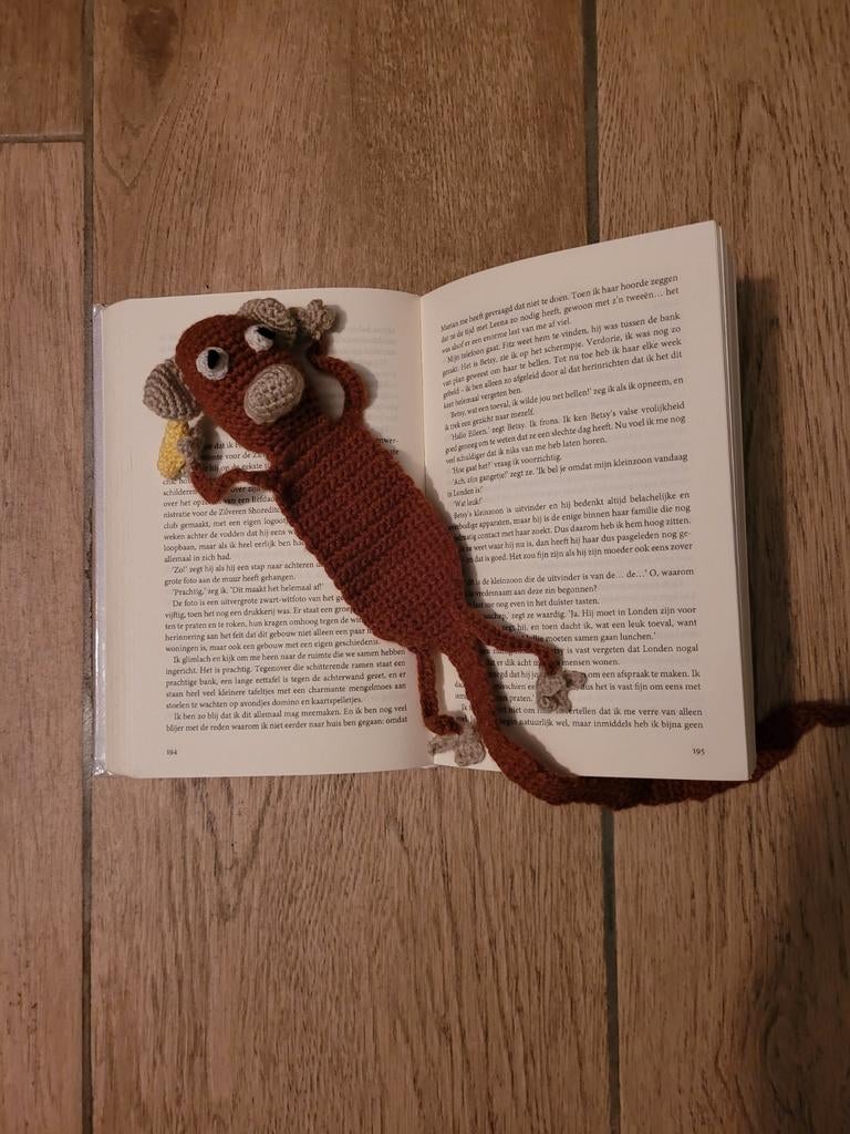 gehaakte boekenlegger aapje, Ophalen of Verzenden, Nieuw, Haken, Overige typen