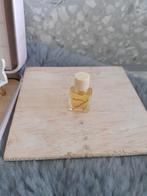 parfumminiatuur y by yves saint laurent zeldzaam, Ophalen, Zo goed als nieuw, Miniatuur, Gevuld