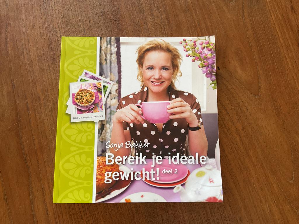 Sonja Bakker Boeken - Bereik je ideale gewicht!, Voorgerechten en Soepen, Ophalen of Verzenden, Zo goed als nieuw, Gezond koken