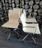 Vier design bureaustoelen/geïnspireerd op Eames, Ophalen, Gebruikt, Wit