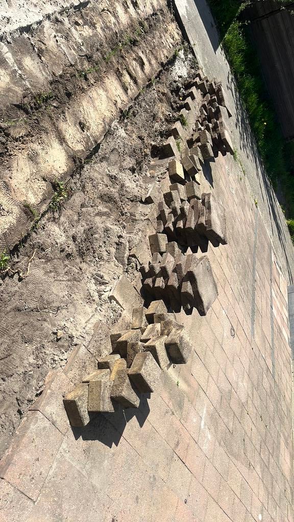 Sierbestrating gratis af te halen, Ophalen, Gebruikt, Overige typen