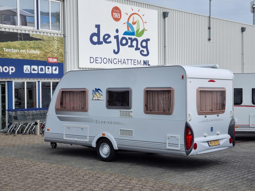 Knaus Sudwind 450 FU Cassette luifel, Caravans en Kamperen, Caravans, Rondzit, Bedrijf, Overige typen, 5 tot 6 meter