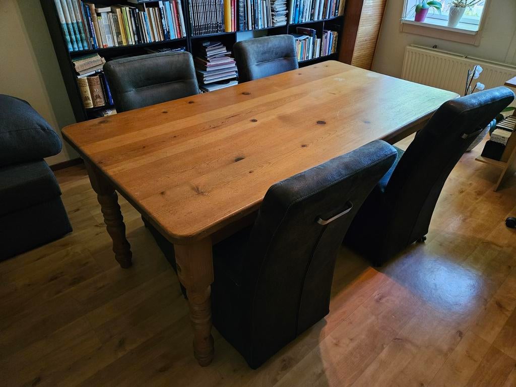 Robuuste houten eettafel, Huis en Inrichting, Ophalen, Gebruikt, 50 tot 100 cm, Landelijk, Klassiek