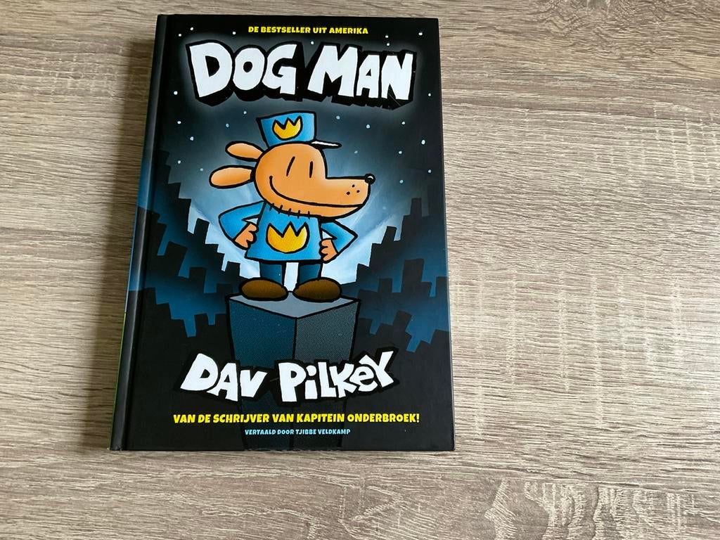 Dav Pilkey - Dog Man deel 1, Fictie algemeen, Ophalen of Verzenden, Zo goed als nieuw, Dav Pilkey
