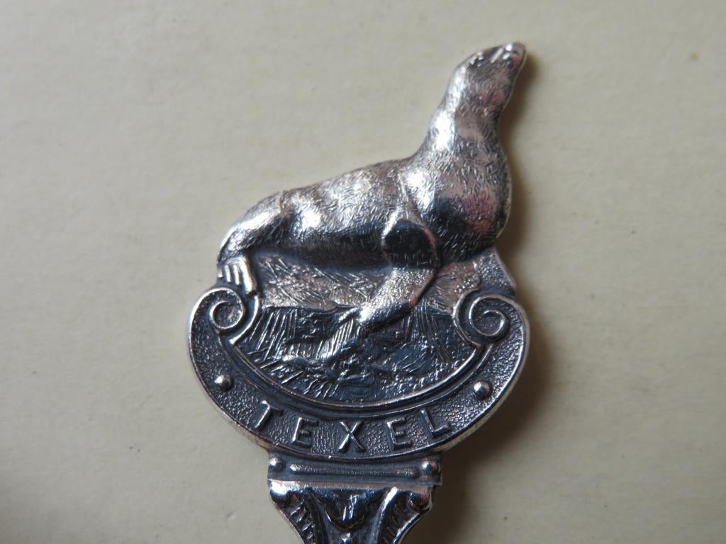 Verzilverd lepeltje Texel zeehond, Antiek en Kunst, Verzenden