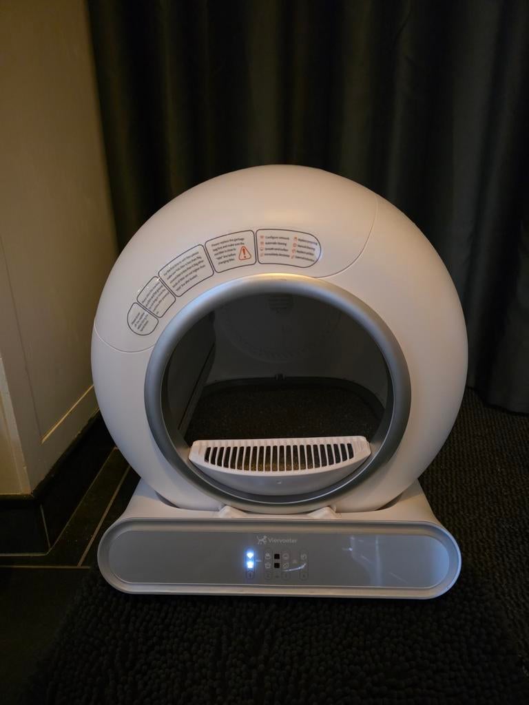 Automatische kattenbak Viervoeter, Dieren en Toebehoren, Ophalen, Zelfreinigend, Gebruikt, Gesloten