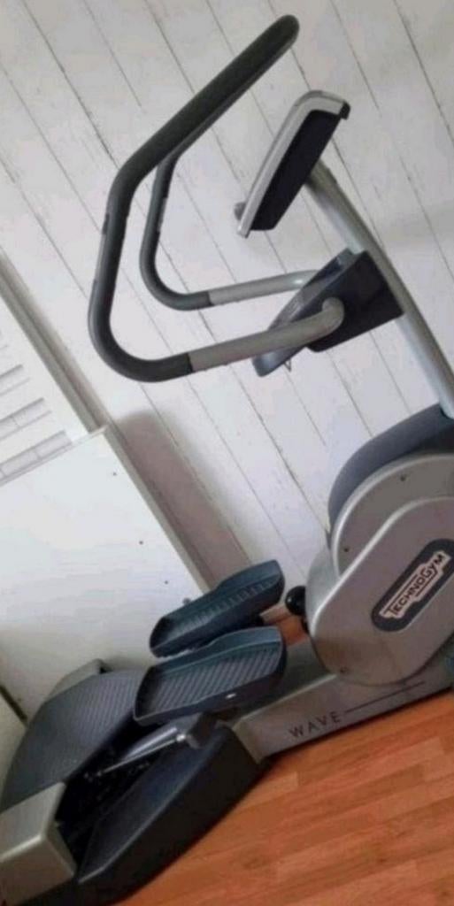 Technogym Wave. Dynamo. Krachttraining en cardiotraining!, Ophalen