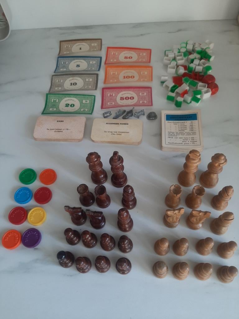 Houten schaakspel+30 seconds schijfjes+monopoly gulden damst, Ophalen of Verzenden, Gebruikt
